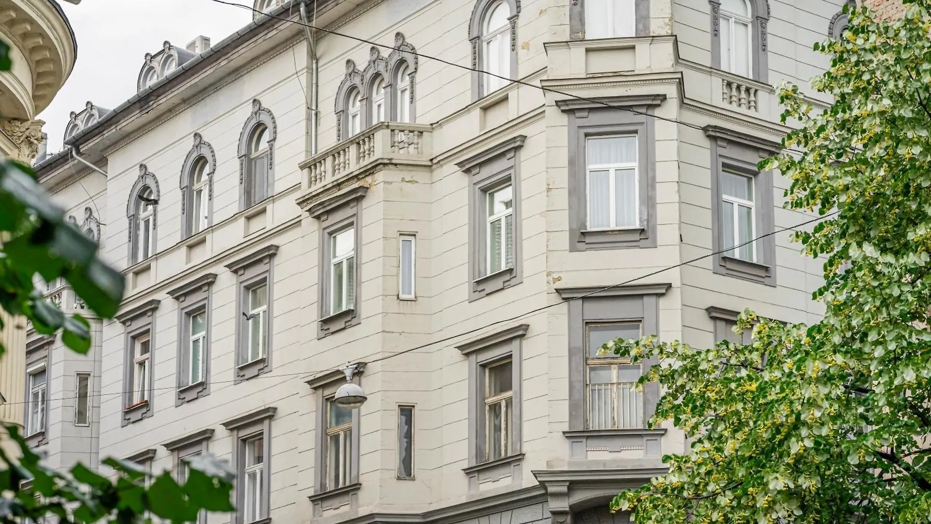 Unique Home At Chain Bridge With Danube View Budapesta Ungaria